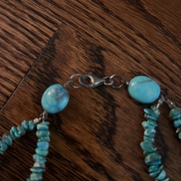 Turquoise Necklace and Bracelet - Picture 2 of 5